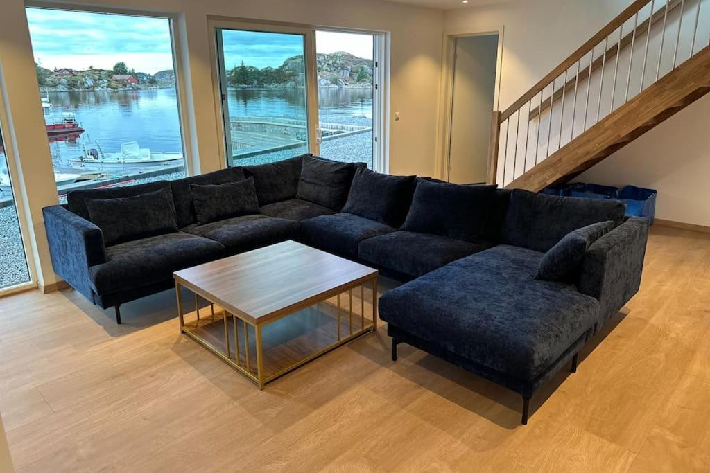 Eksklusiv Rorbu - Havblikk 1 - Batutleie Bekkjarvik Exterior foto