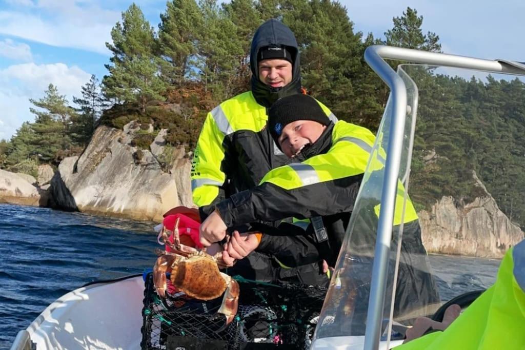 Eksklusiv Rorbu - Havblikk 1 - Batutleie Bekkjarvik Exterior foto