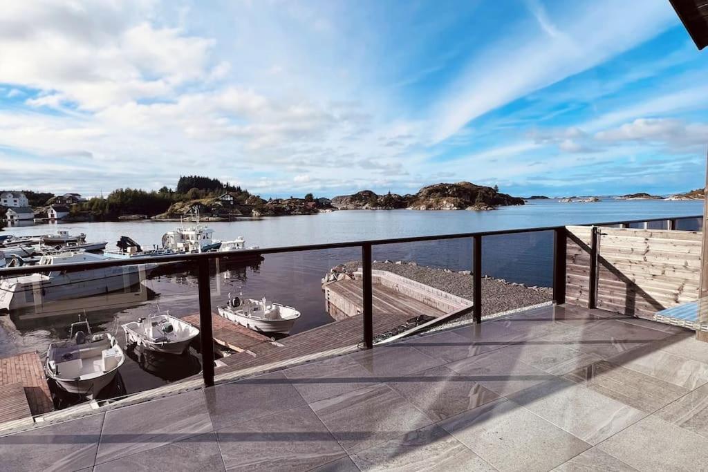 Eksklusiv Rorbu - Havblikk 1 - Batutleie Bekkjarvik Exterior foto